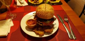 Vegan BURGER at Andino Gastrobar in Malaga