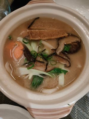  at Yoshi - Sushi & More in Madrid