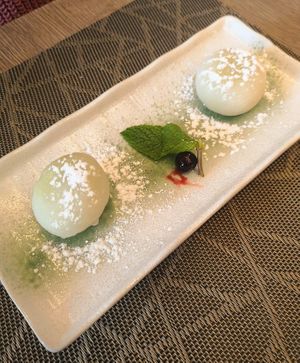  at Yoshi - Sushi & More in Madrid