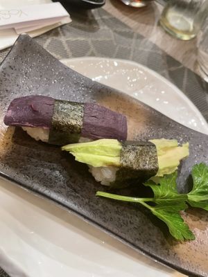 NIGIRIS BONIATO MORADO Y AVOCADO  at Yoshi - Sushi & More in Madrid