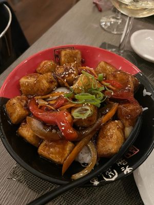Tofu teriyaki 10,95€ at Yoshi - Sushi & More in Madrid