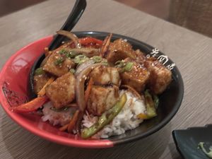 Lo mejor del universo, tofu teriyaki   at Yoshi - Sushi & More in Madrid