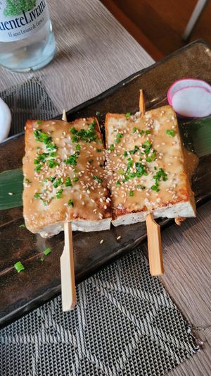  at Yoshi - Sushi & More in Madrid