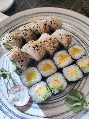  at Yoshi - Sushi & More in Madrid