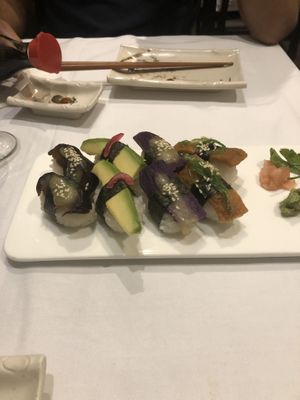Sushi variado vegano mediano  at Yoshi - Sushi & More in Madrid