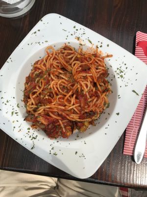 Spaghetti at Ombra Restaurant in Kotor