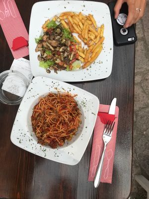 spaghetti + open-face "sandwich" at Ombra Restaurant in Kotor