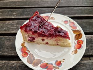 Kirsch Käsekuchen at Dreizehn in der Muehle in Augsburg