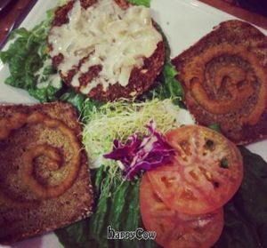 Veggie Burger at ChocolaTree Organic Oasis in Sedona