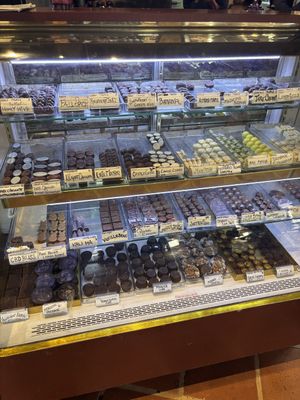 So many choices...  at ChocolaTree Organic Oasis in Sedona