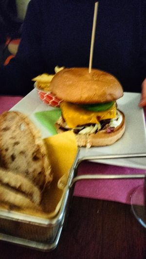 Beyond Burger #Veganuary at L'OV Osteria Vegetariana in Florence