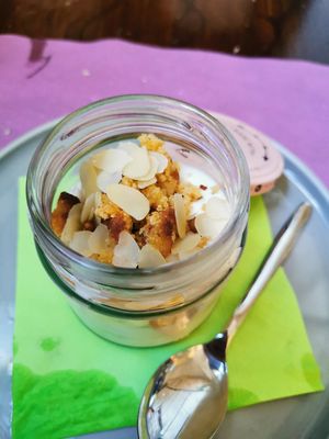 Mimosa cake #Veganuary at L'OV Osteria Vegetariana in Florence