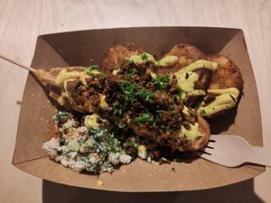 "brekkie hot dog" at Veg Machine in Tallinn