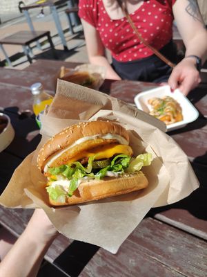 Oumph smash Burger at Veg Machine in Tallinn