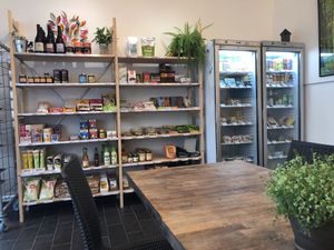 Grocery at Tree House in Nantes
