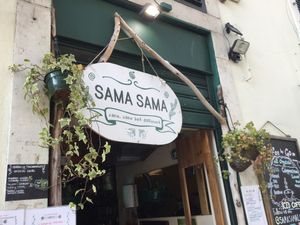 Storefront  at Sama Sama Catering in Lisbon