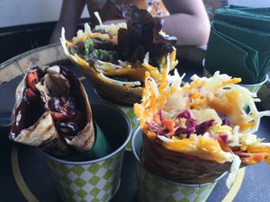 Maria (Strawberry, banana and chocolate)
Alma (Guacamole, kale chips, cheese)
Rabbit (BBQ, Jackfruit, cheese and other vegetables)
From left to right (sorry not all the ingredient) at Sama Sama Catering in Lisbon