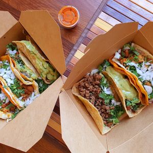 TACOS VEGANOS CON GRAN SABOR at La Taqueria Vegiee in Tijuana