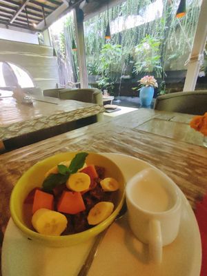 Granola Bowl at Clear Cafe in Ubud