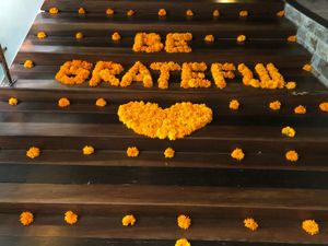 flower art at Clear Cafe in Ubud