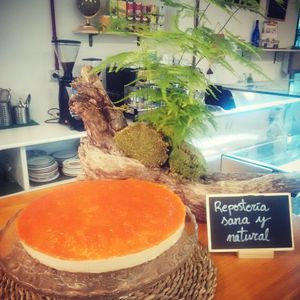 Papaya vegan cheesecake at La Pajarita in Tenerife