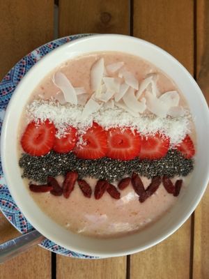 smoothie bowl at La Pajarita in Tenerife