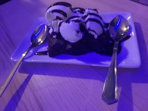 Brownie and ice cream at Cervecería Passion in Gran Canaria
