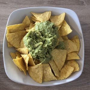 Tortilla chips with guacamole at Cervecería Passion in Gran Canaria