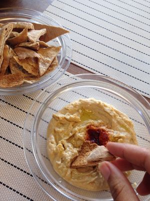 Hummus and Pita Chips at Dr Ben Bistro in Santo Domingo