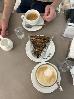 Soy latte macchiato and a chocolate / hazelnut pie. Very tastyy  at Dolce Pisa in Pisa