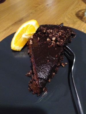 Avocado Schoko Kuchen at innerluck in Hamburg