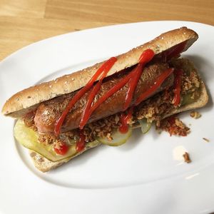 Hot dog with Beyond Meat sausage (weekly special) at innerluck in Hamburg