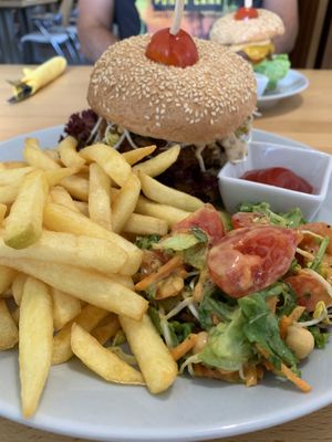 Burger at innerluck in Hamburg