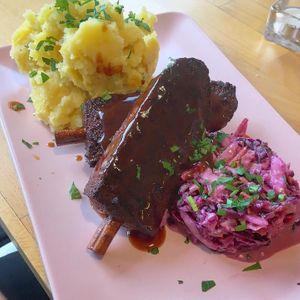 Seitan Spare Ribs at innerluck in Hamburg