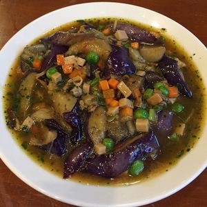 toon eggplant  at Mei Sin 美欣素食 in Hualien