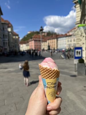 Beste Eis in Graz  at Die Eisperle - Kaiserfeldgasse in Graz