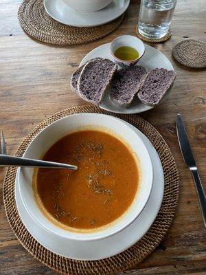 AMAZING ITALIAN tomato soup! Fresh and with their rice bread! ❤️  at Sarinbuana Eco Lodge Restaurant in Tabanan