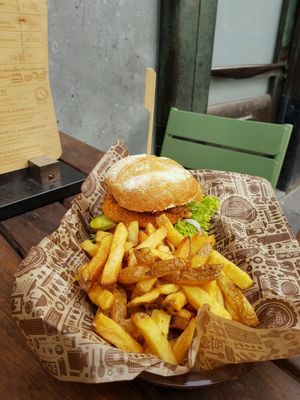 super lekkere vegan hamburger ? gegeten !!! at Meneer Smakers Burgerbar - Oudegracht in Utrecht
