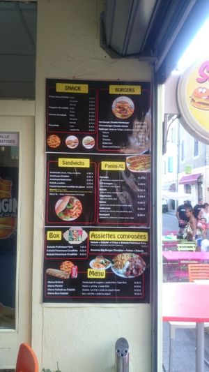 Inside at Easy Burger in Vallon-pont-darc