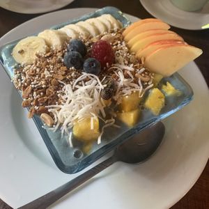 Blue Lagoon (spirulina bowl) at Spirulina in Puerto Escondido