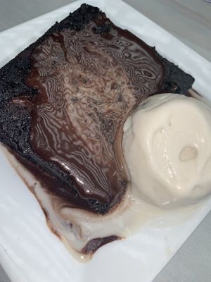 Brownie a la mode 🤤 at Garden Cafe of Woodstock in Woodstock
