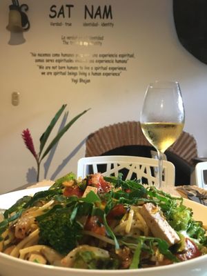 Pasta con vegetales y extra de Tofu at Sat Nam in Antigua