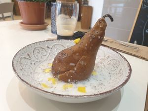 Baked pear 🍐 and vegan cream at V-Thos in Javea