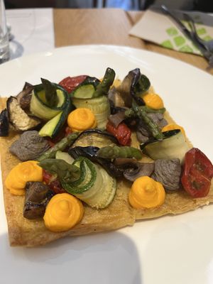 Farinata con verdure  at Essenza in Grosseto