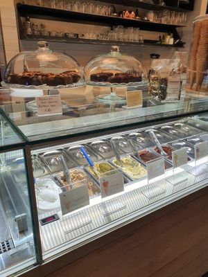 Ice cream  at Essenza in Grosseto