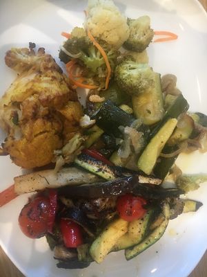 lunch buffet at Essenza in Grosseto