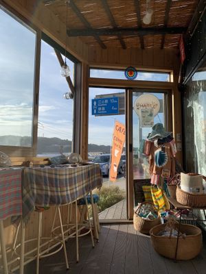 On the right side is breathtaking Pacific Ocean’s view😄 at AT MARE in Zushi