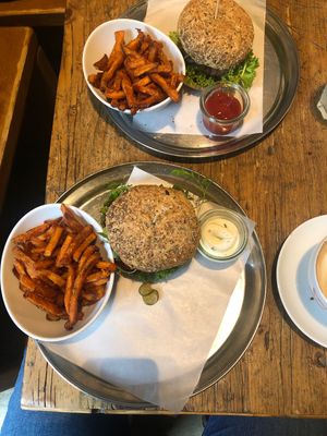 👍🏼 at Really Good Life in Berlin