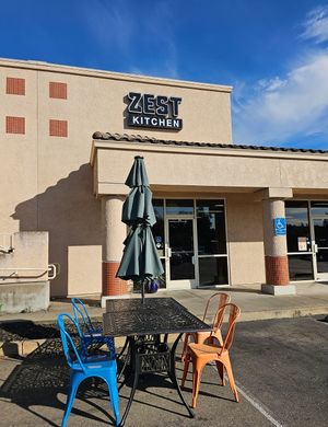 Outside at Zest Kitchen in Rocklin