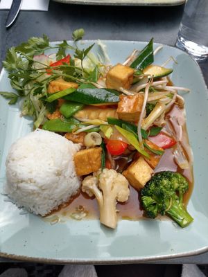 Tofu Chop Suey at Wok and Roll in Bochum